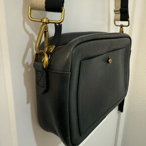 NWT Madewell Navy Blue Transport Camera Crossbody Bag